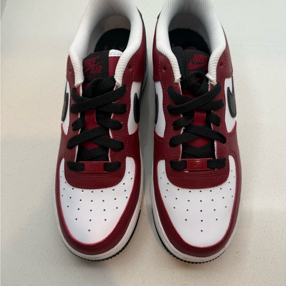 Nike Air Force 1 Sneakers - Picture 3 of 11